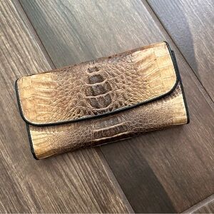 VTG Nina Raye Genuine Crocodile Skin Wallet in Brown